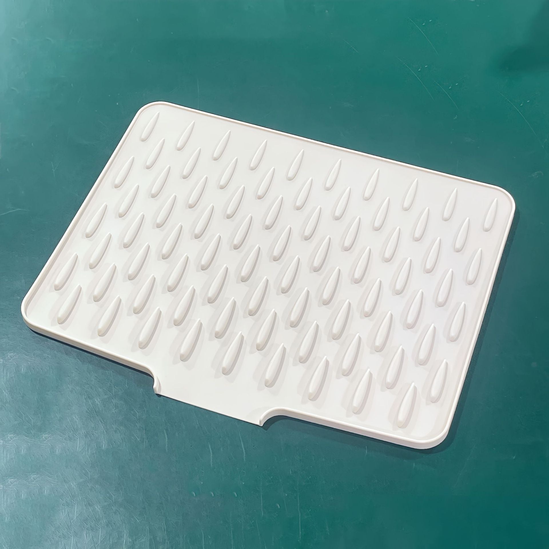 DryShield™ | Silicone drying and heat protection mat — Flexible & BPA-free