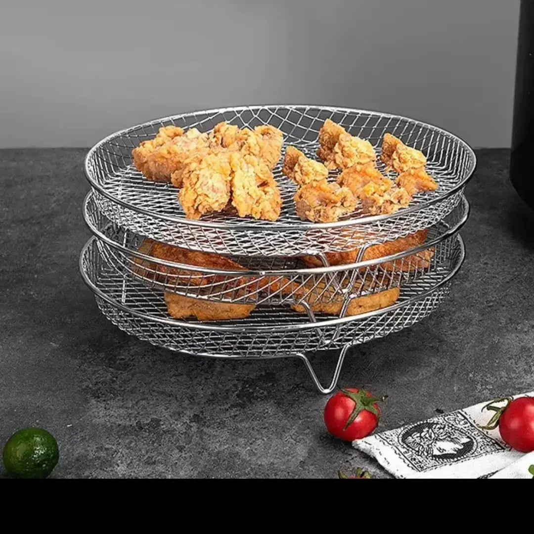 FryLayers | 3 stackable baskets + 2 tongs free of charge – more space for cooking, less waiting time