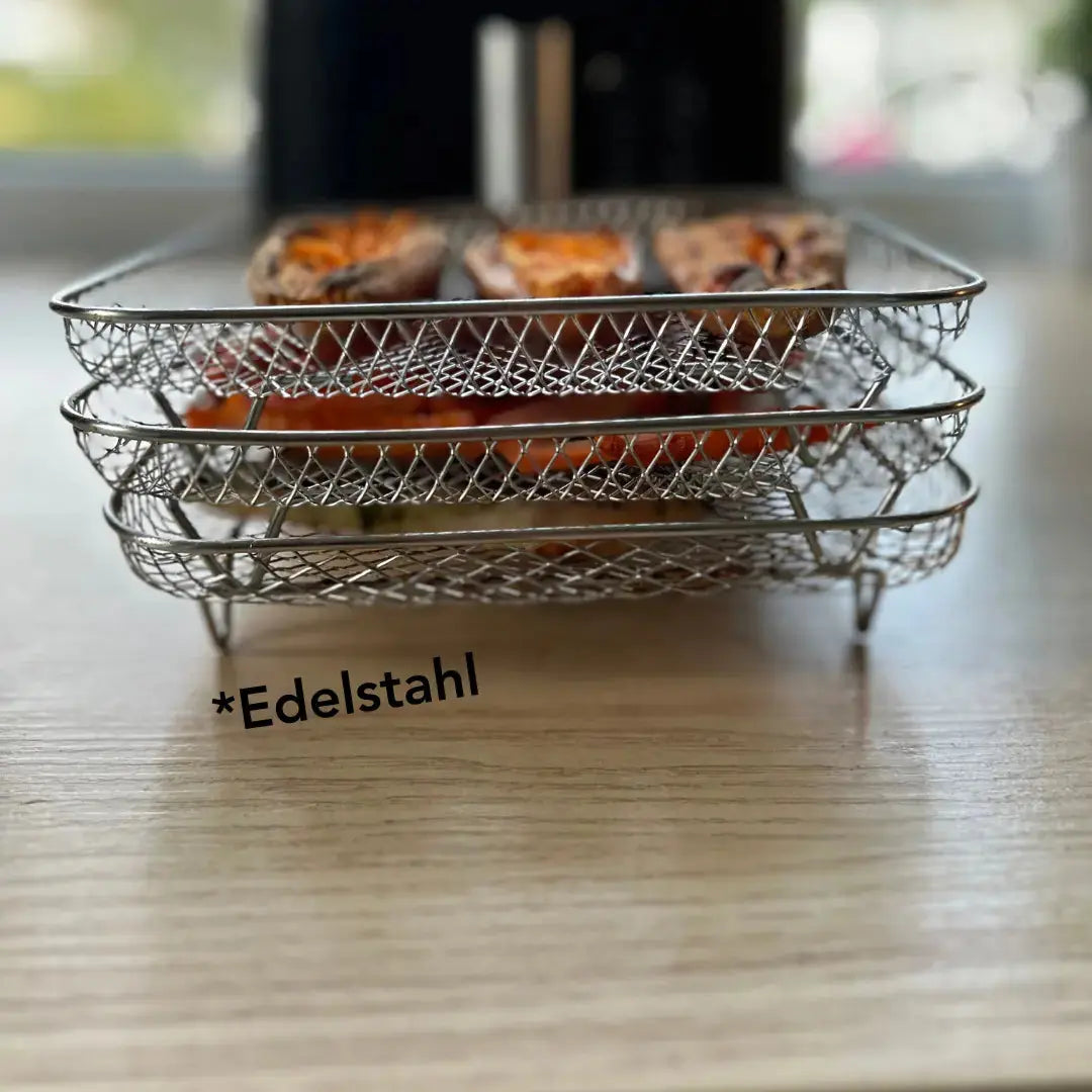 FryLayers | 3 stackable baskets + 2 tongs free of charge – more space for cooking, less waiting time